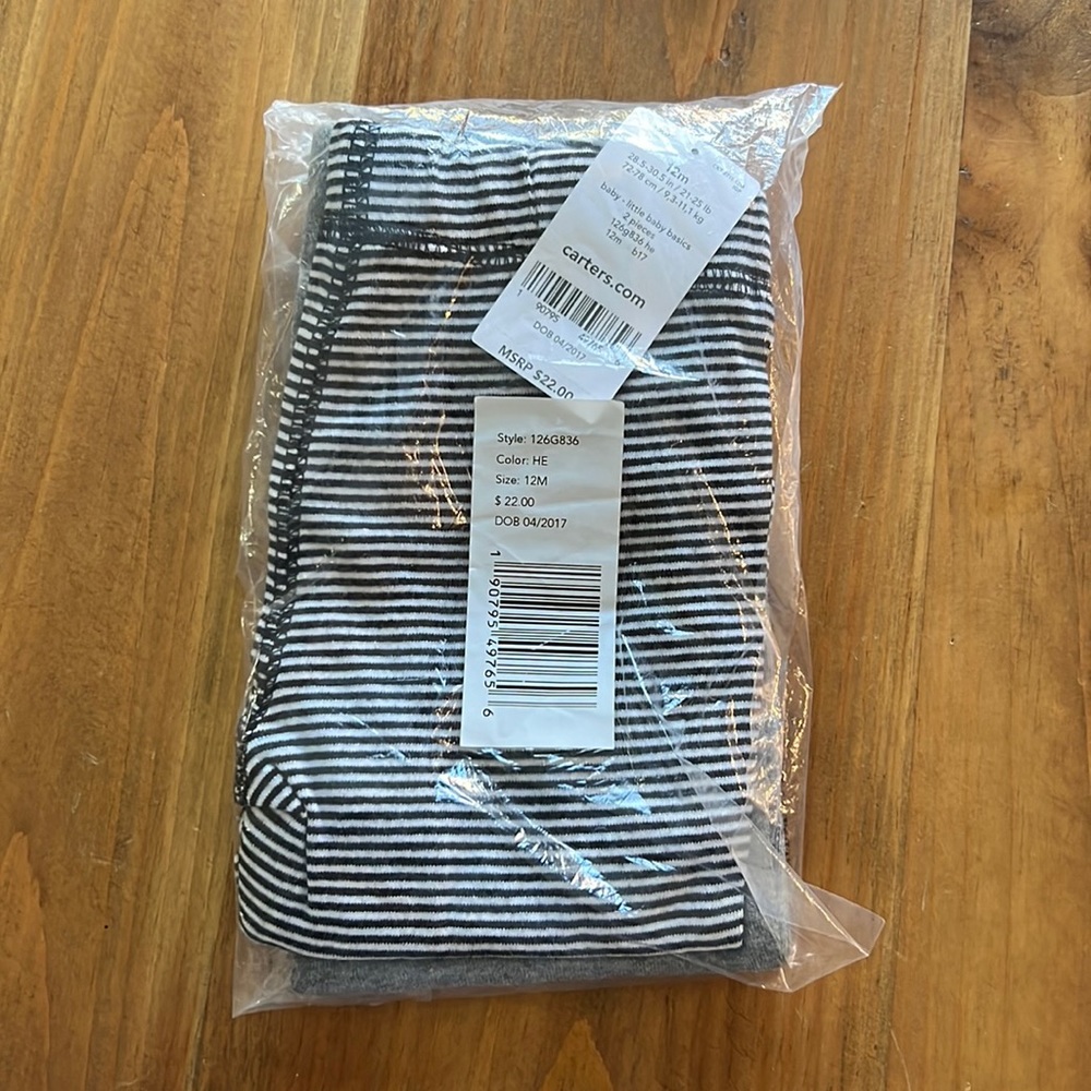 NWT still in bag Carter’s 2 pack of 12 month pants